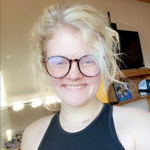 Meet your Posher, Haley